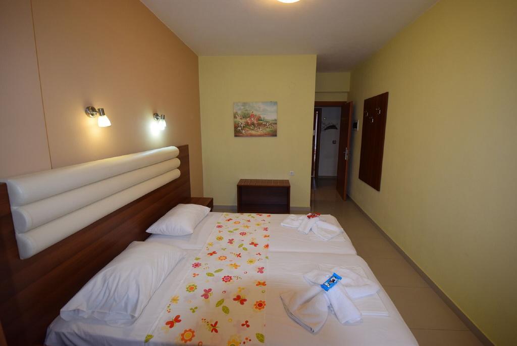 Rainbow Resort ปาราเลียกาเตอรีนิส ภายนอก รูปภาพ